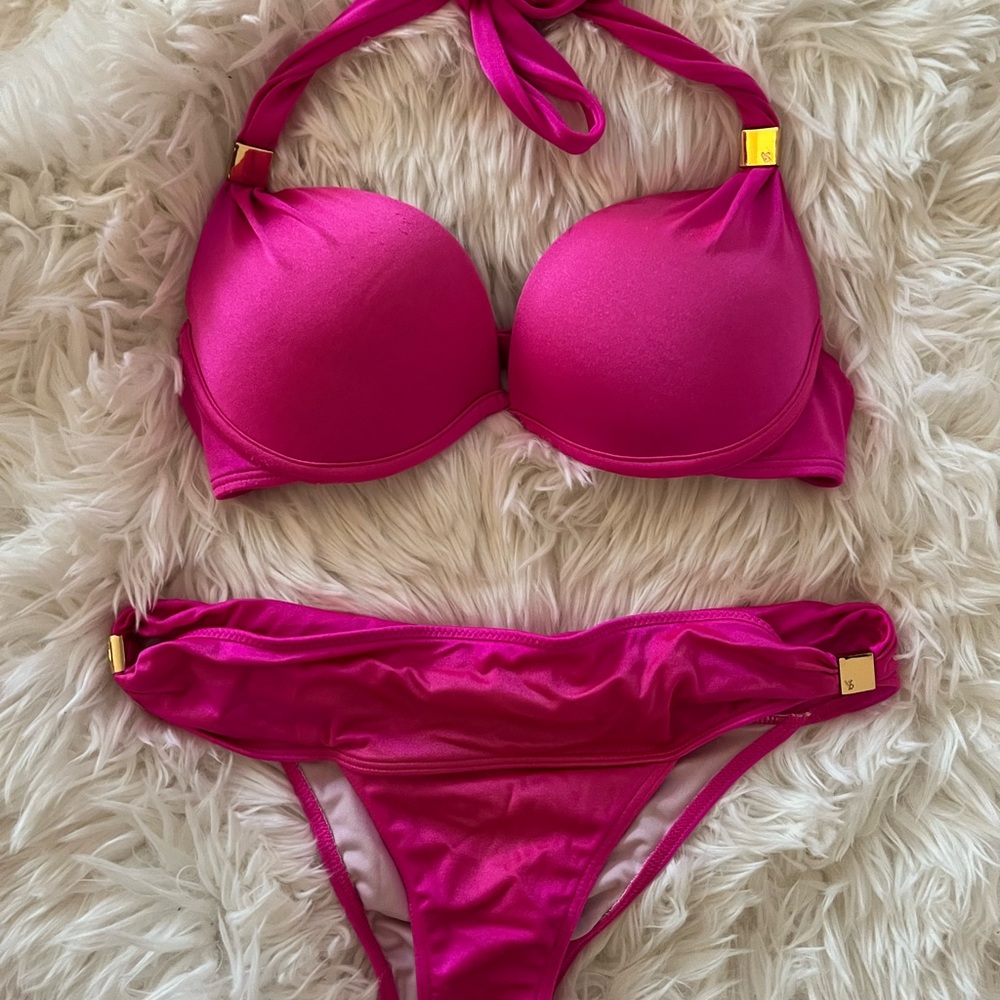 Victoria's Secret Pink Bikini Set with Underwire and Adjustable Straps